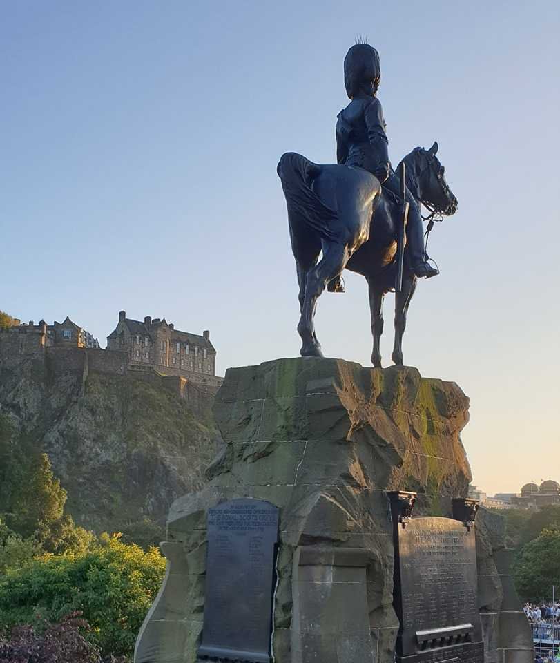 Edinburgh-jennifer Armstrong-fnbworld