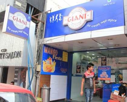 Gianis ice-cream-Alisha Sharma-fnbworld