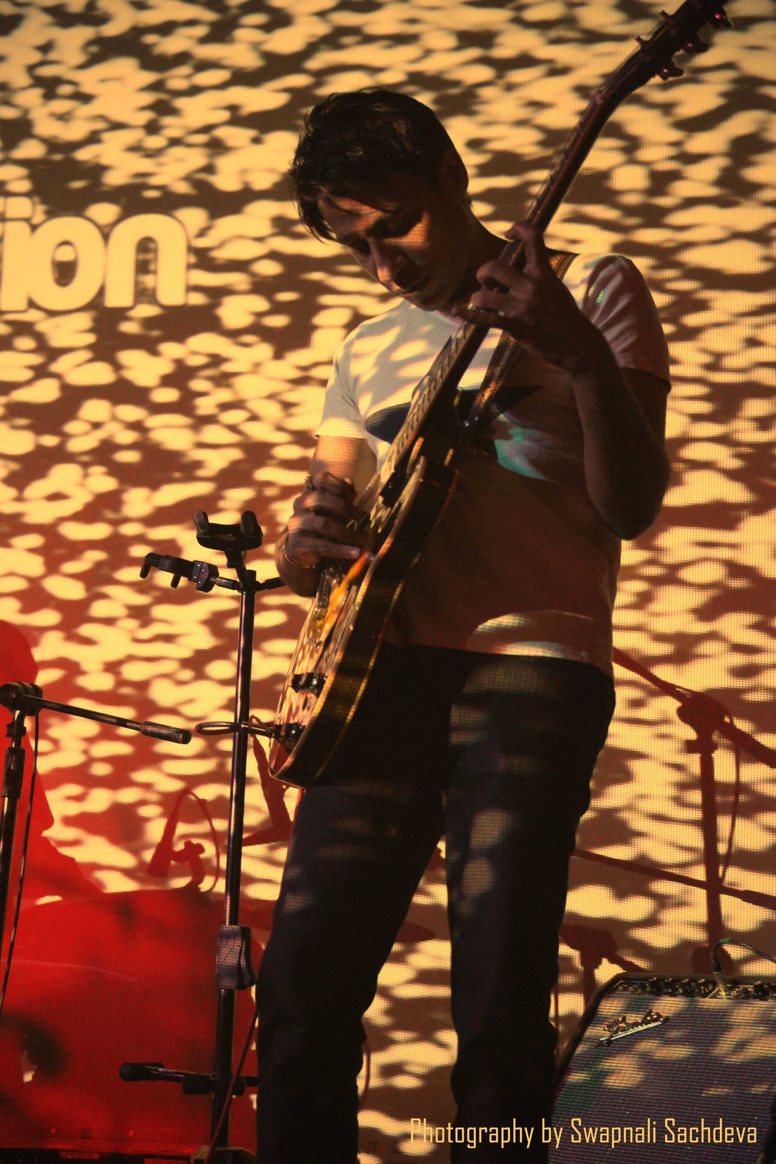 Syncopation lead guitarist Rishie Raj Sachdev-fnbworld