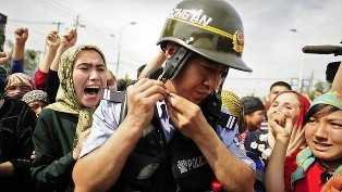 At an Uighurs clash with Hans-fnbworld