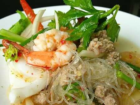 Yum Woon Sen-fnbworld