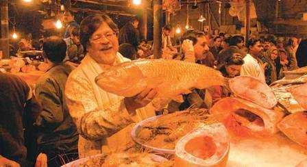 chandan mitra buying fish