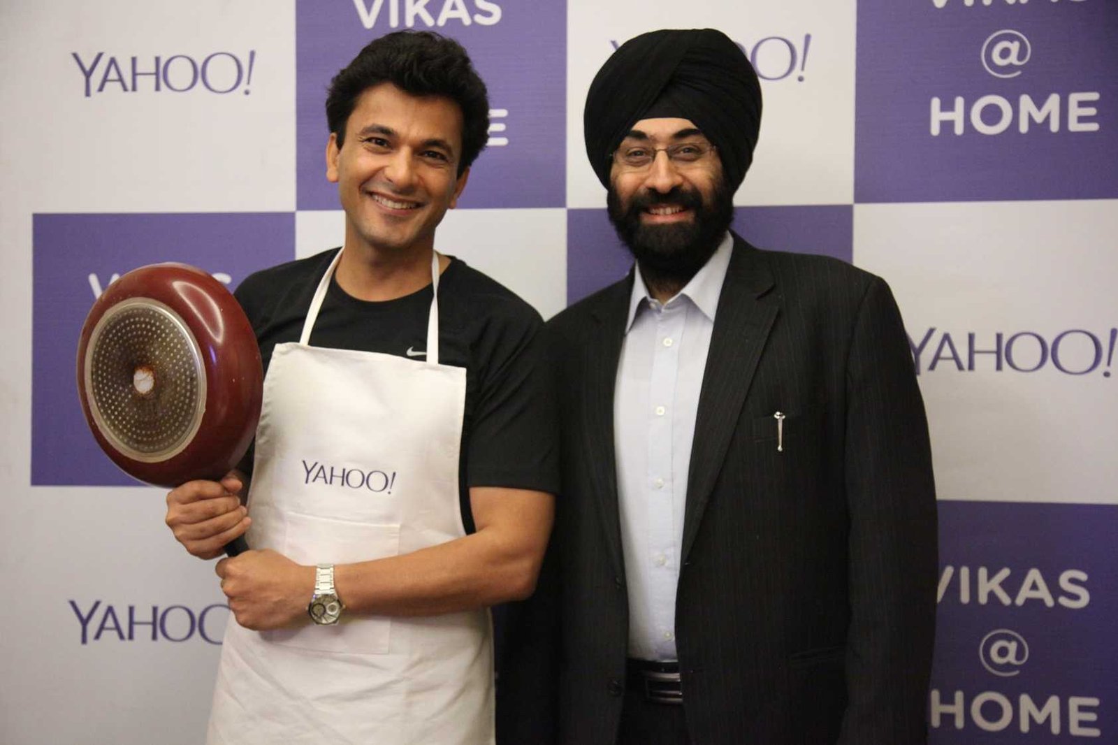 Michelin Stars chef Vikas Khanna with Rajiv Shawney, business development head, Yahoo India
