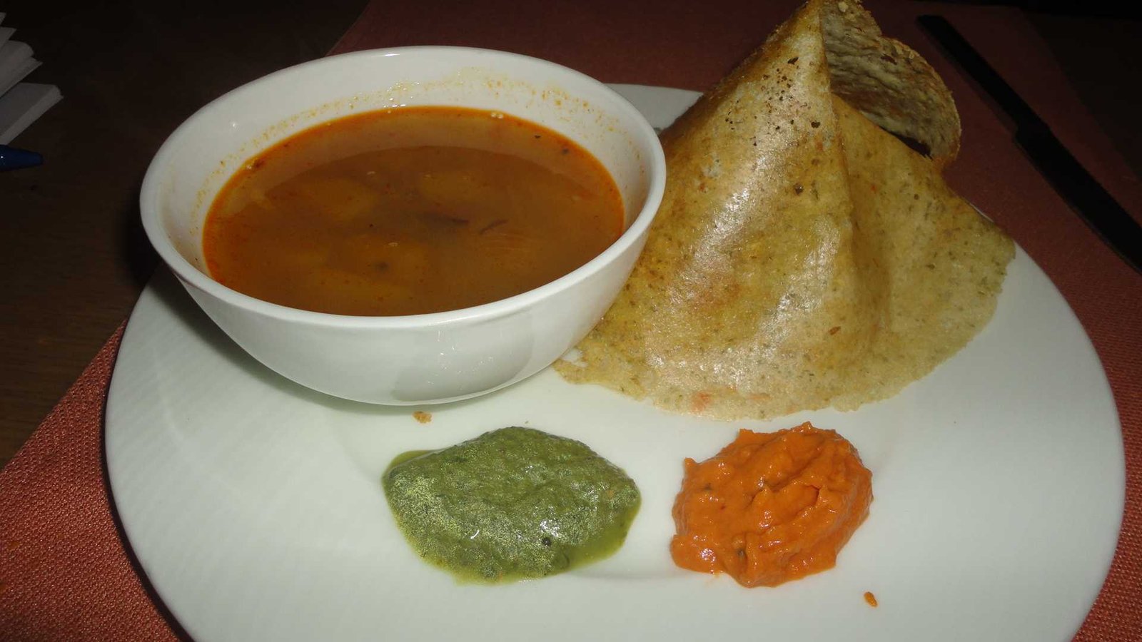 south Indian cuisine: photo by fnbworld