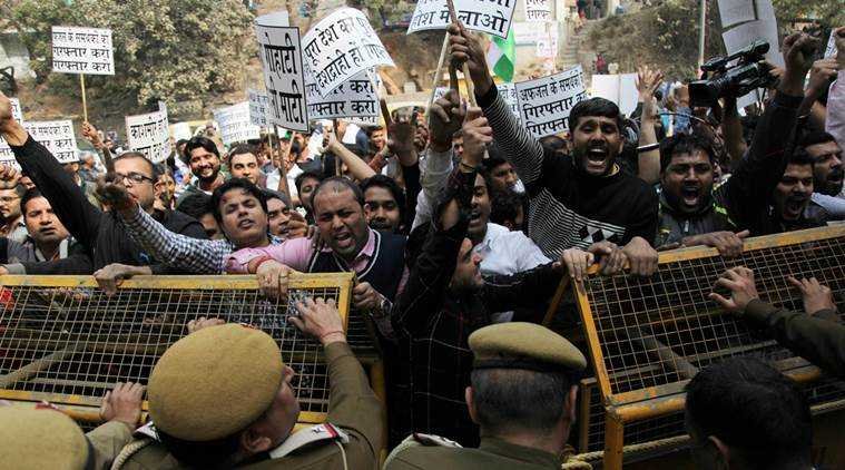 Protests in JNU-fnbworld