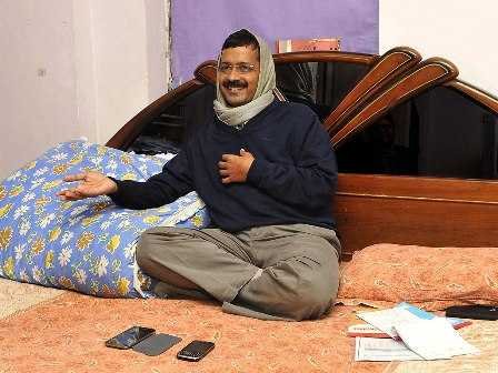 Kejriwal on bed-fnbworld