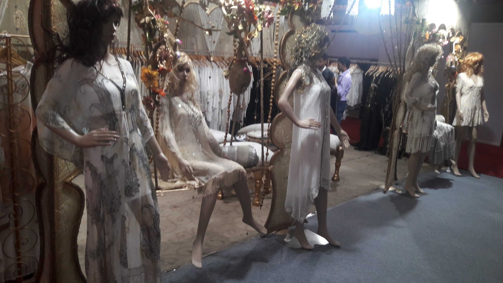 Mannequin galore-fnbworld
