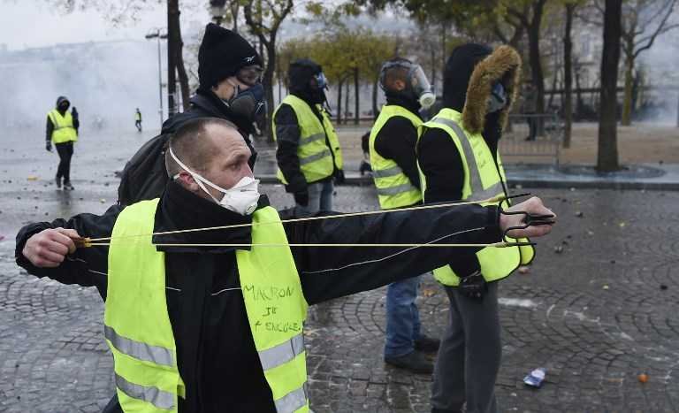 yellow vests-france in turmoil-fnbworld