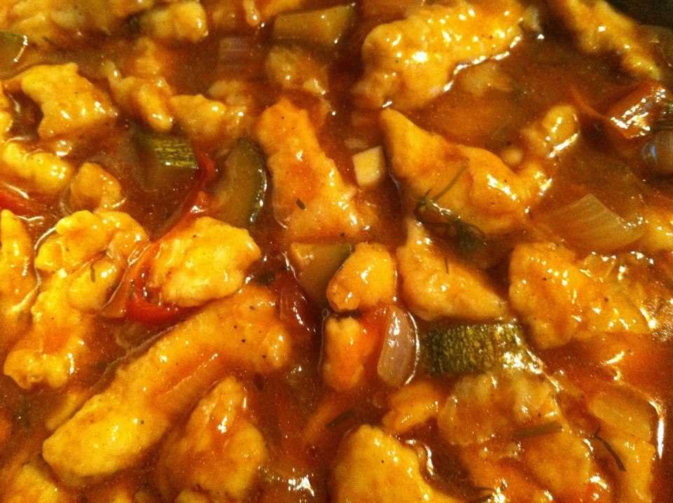 zuchini chicken in chilli pineapple sauce